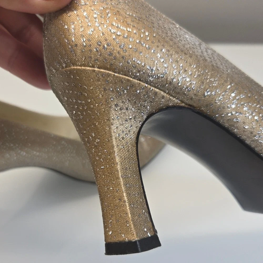 Stuart Weitzman Heel Pumps Womens 7B Gold Glitter Pointed Toe Evening Party Glam